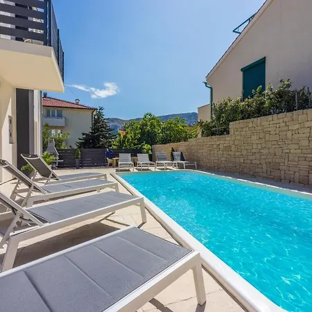 Velvet Semesterbostad Baška